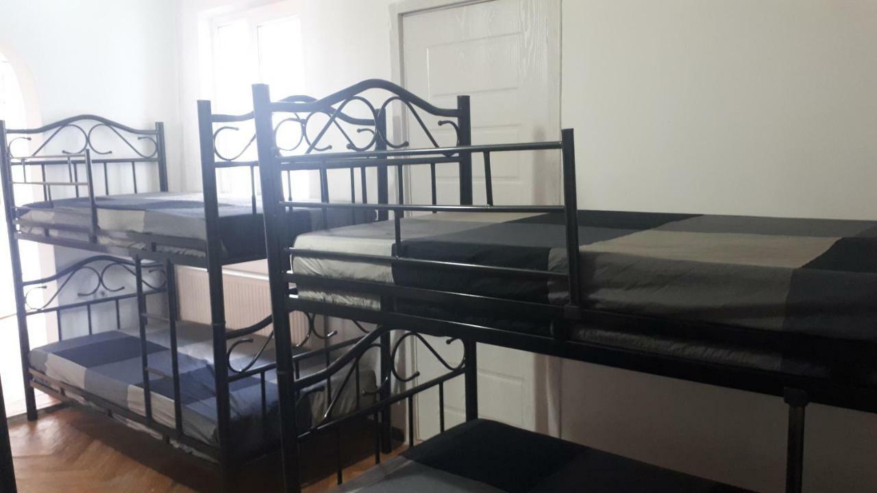 Enjoy The Hostel 바투미 외부 사진