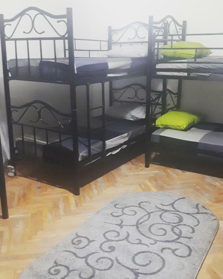 Enjoy The Hostel 바투미 외부 사진