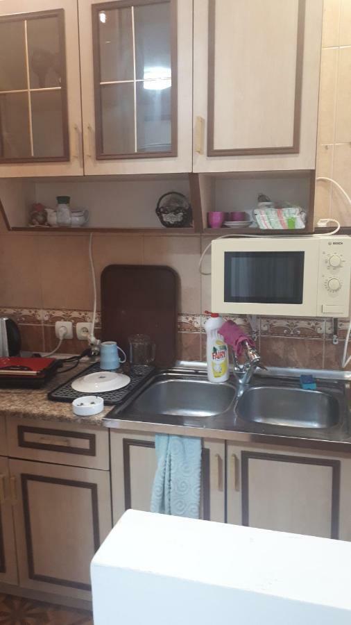 Enjoy The Hostel 바투미 외부 사진